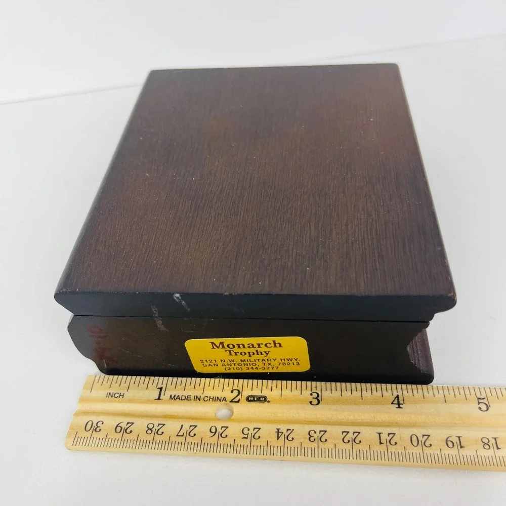 Monarch Trophy Wooden Book Desk Clock Brown Roman Numeral Quartz NISD Award Good
